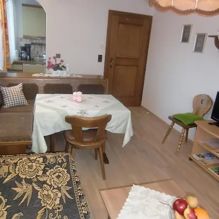 Haus Breitstein 招待所
